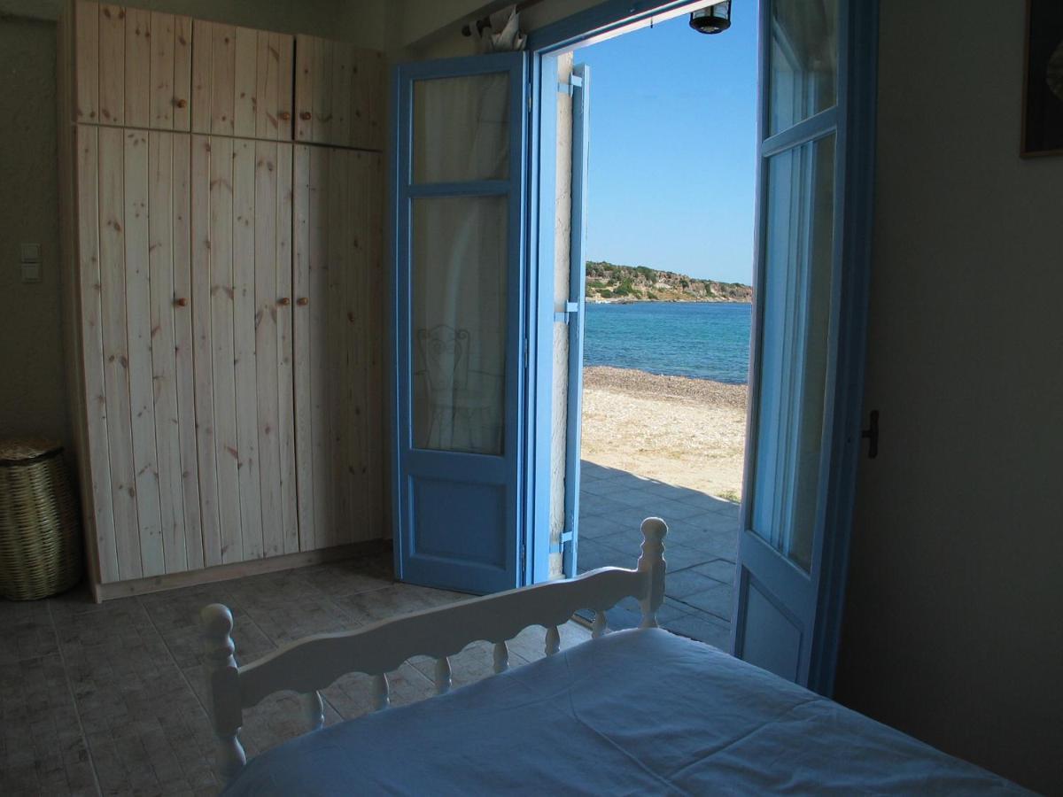 Kyparissis Beach Houses Skala Mistegnon エクステリア 写真