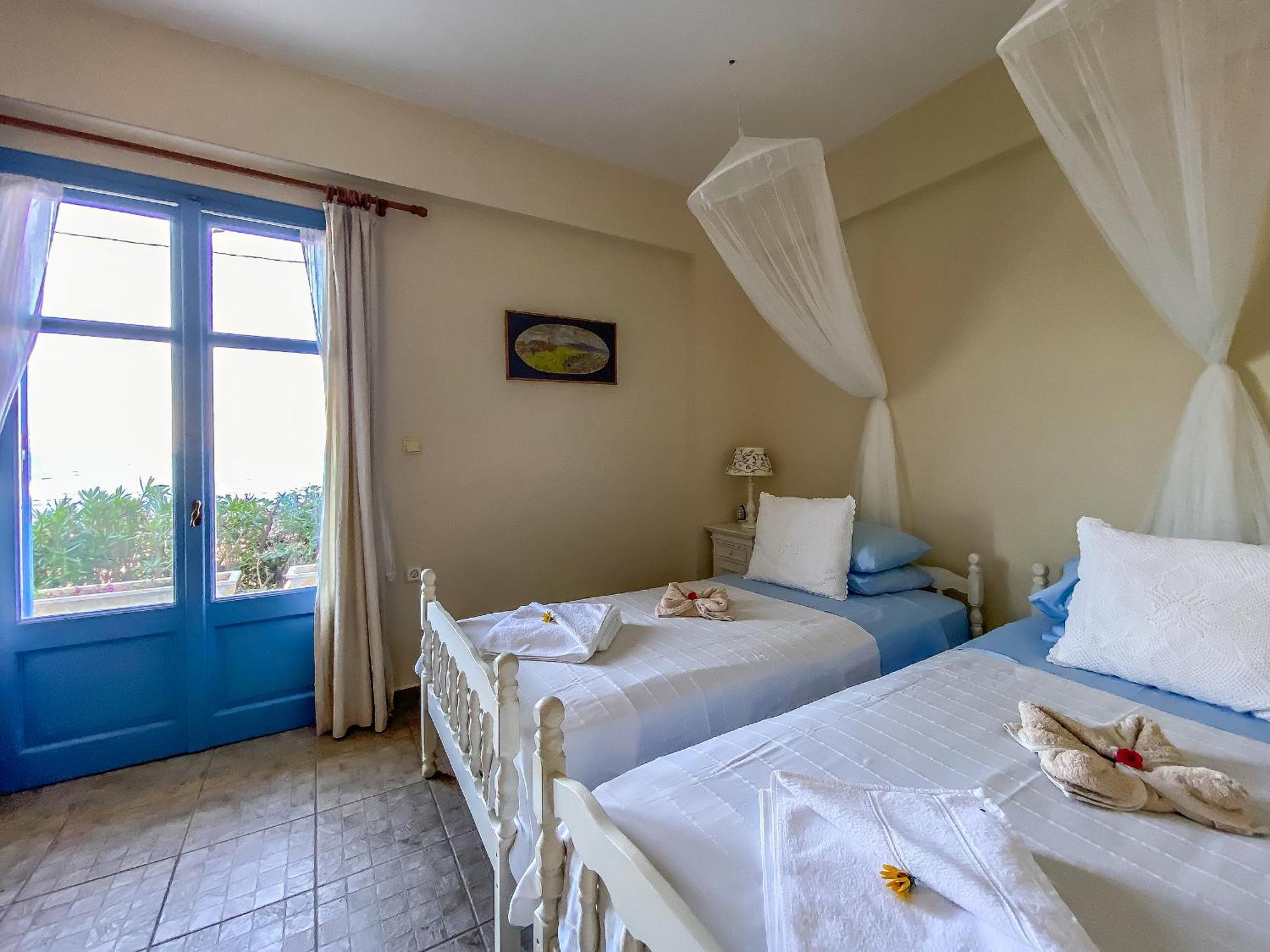 Kyparissis Beach Houses Skala Mistegnon エクステリア 写真
